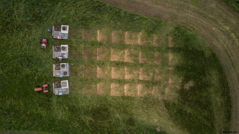 chickens-pasture-pens